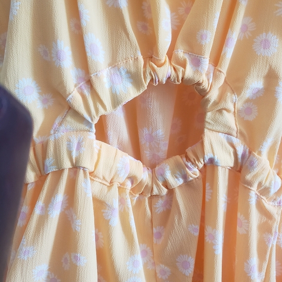 Youth romper from H and M. - Picture 5 of 6